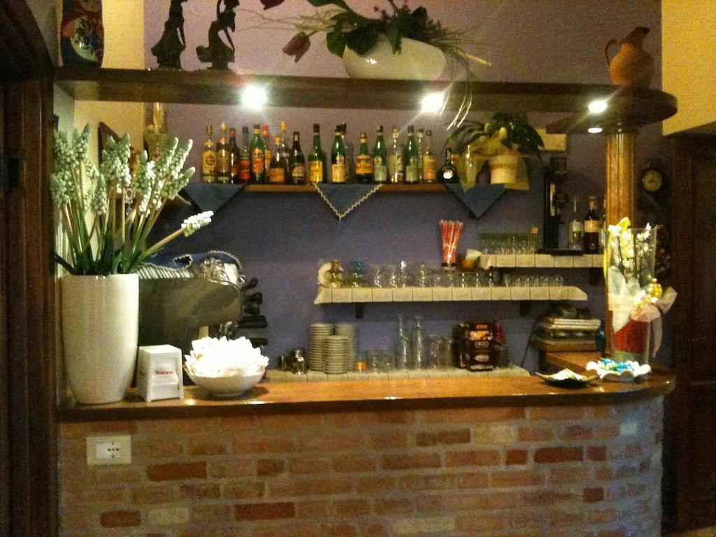 Agriturismo Lo Sgorzolo แพร์โกลา ภายนอก รูปภาพ